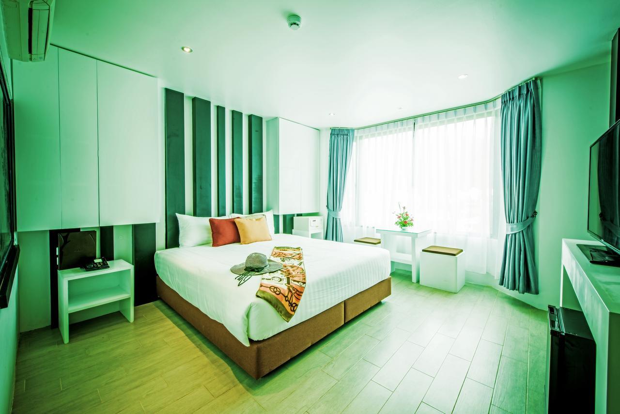 Raha Grand Hotel Patong Værelse billede